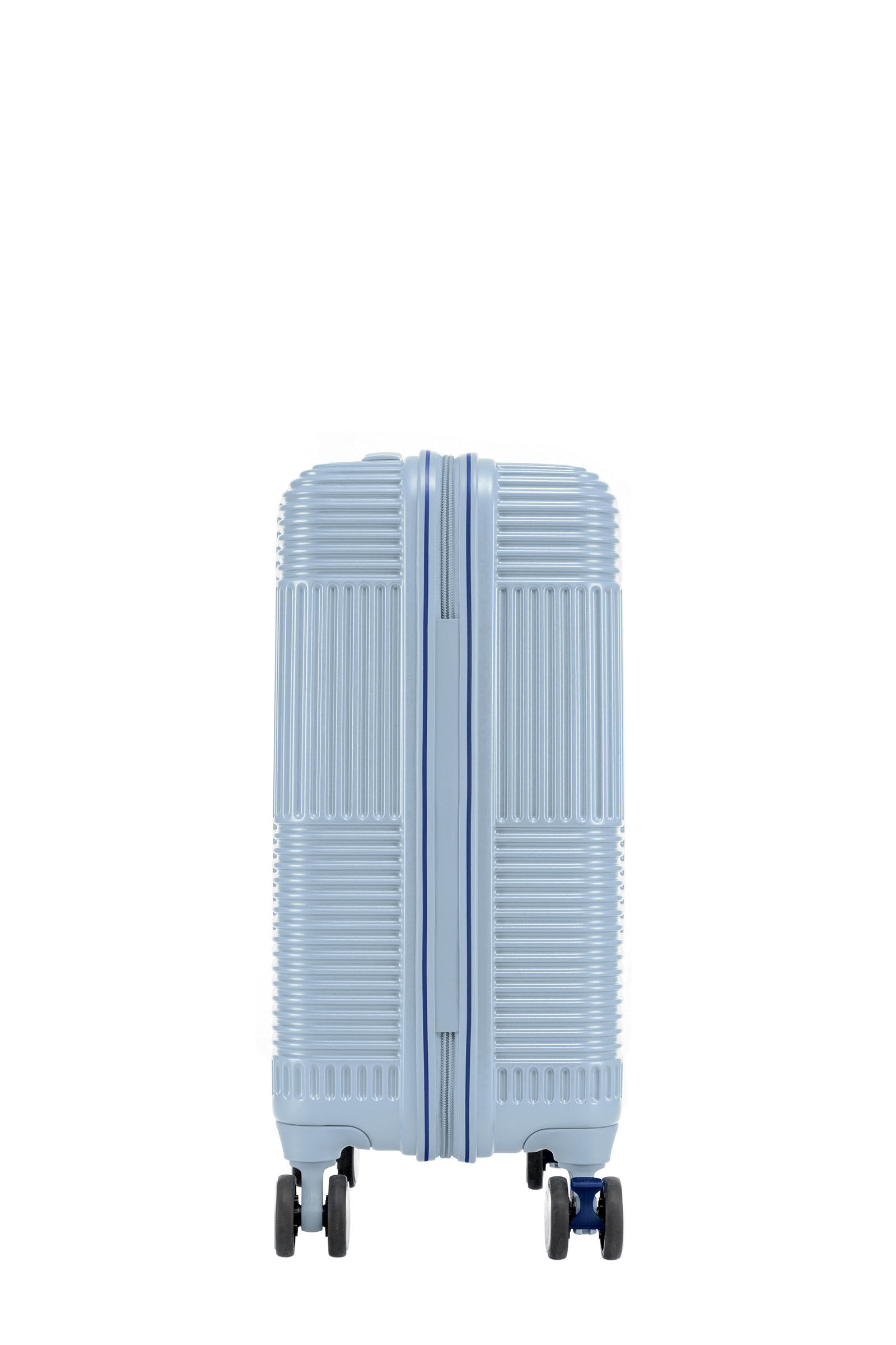 american tourister velton
