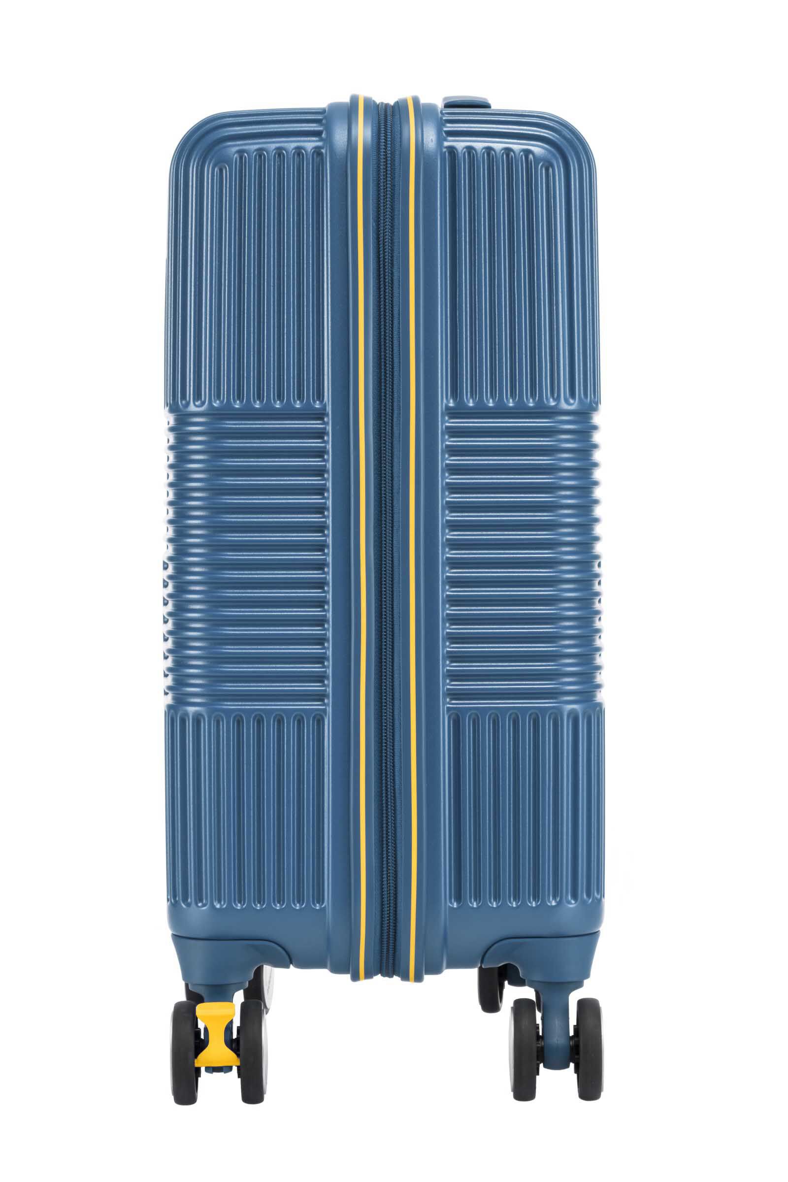 Velton american tourister top