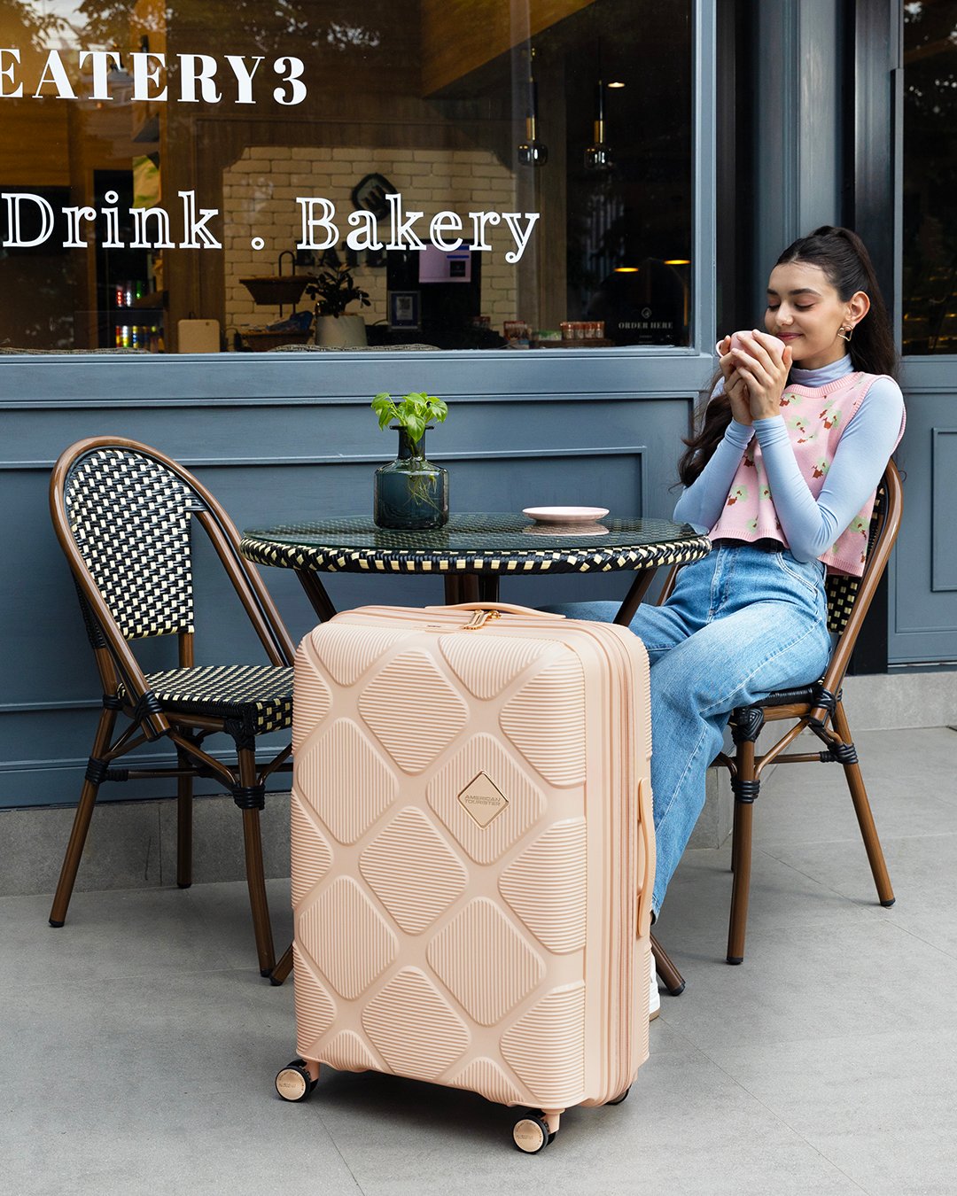 INSTAGON SP 81/30 EXP TSA V2 GT  lifestyle | American Tourister